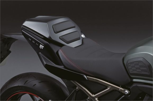 Suzuki - GSX-8T Street 2026 